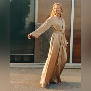La Perla Silk Robe – Size 3 (US 10) – 100% Silk – Vintage Luxury – €2800